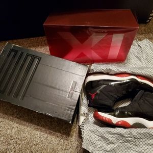 Bred 11 Jordan's